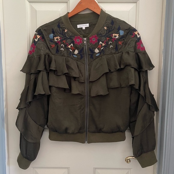 ***SOLD***Size M - Picture 2 of 7